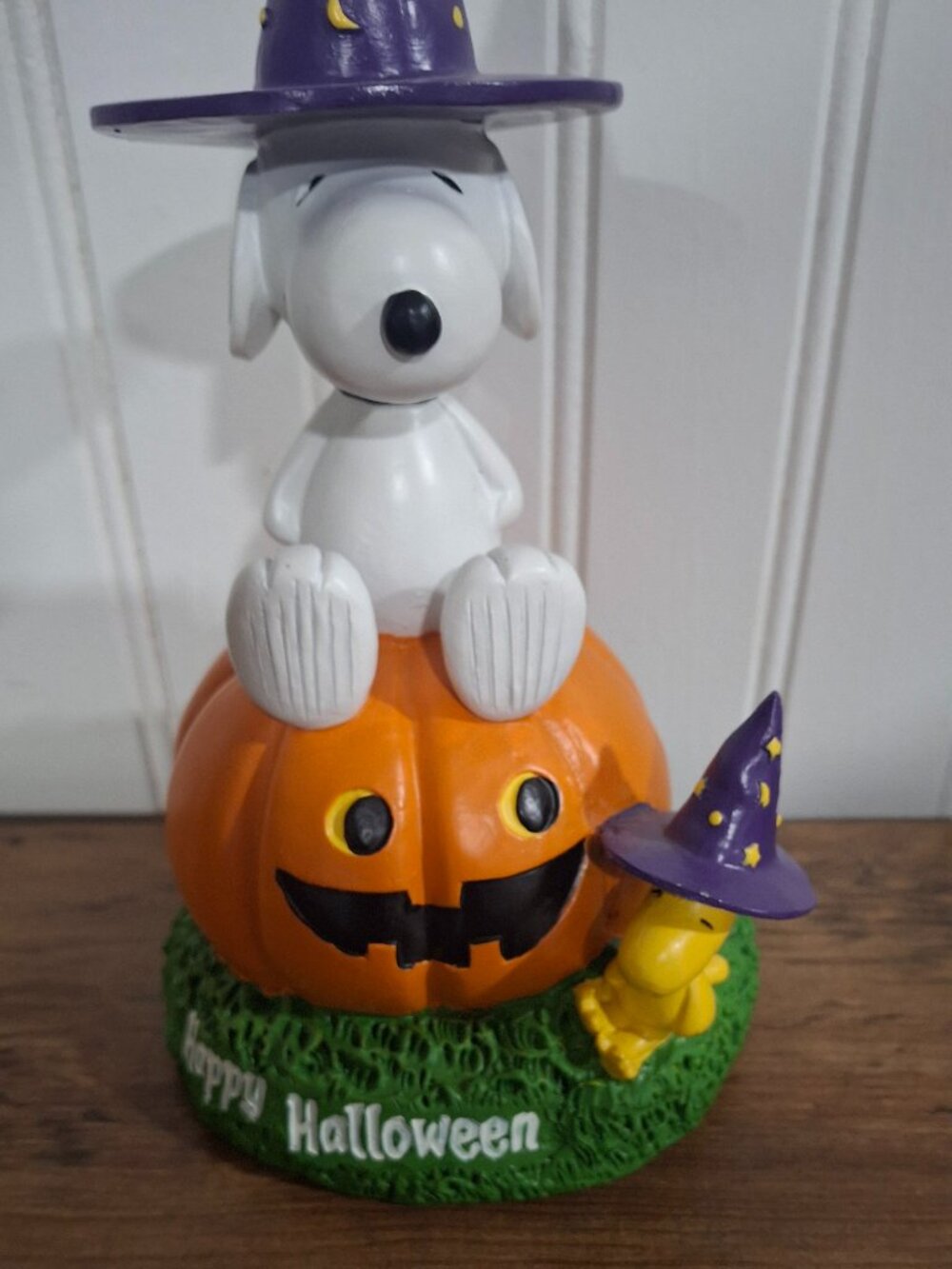 New Peanuts Halloween 12" Figurine Statue Snoopy Woodstock Pumpkin JackoLantern